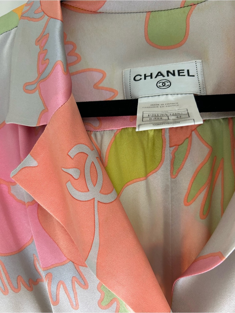 CHANEL Silk Logo Blouse - Picture 8 of 8